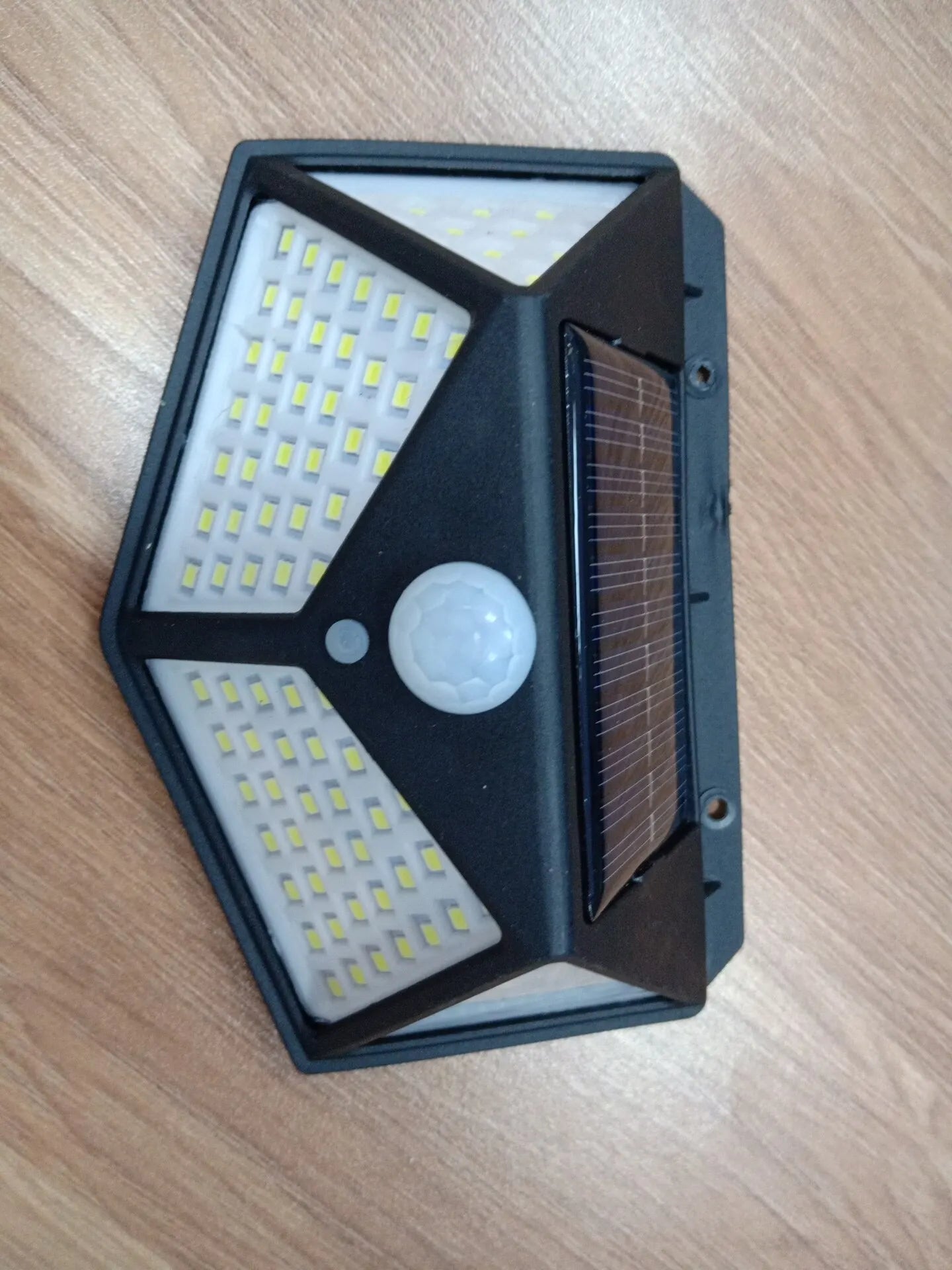 Multifunctional Solar Lamp Outdoor Garden Decoration Solar Led Light Waterproof Sunlight Powered Spotlight with Motion Sensor